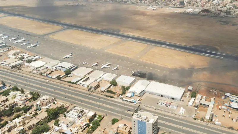قصف مطار الخرطوم