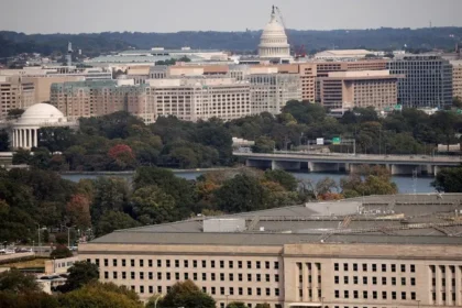 البنتاغون يقبل تبرعات لدفع الرواتب