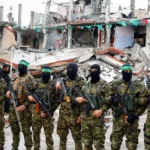 تسليم أسلحة حماس