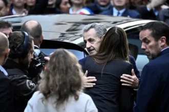 تهديد ساركوزي في السجن