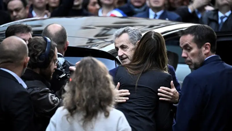 تهديد ساركوزي في السجن