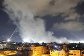 إسرائيل تقصف غزة