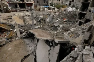 غزة تحت النار