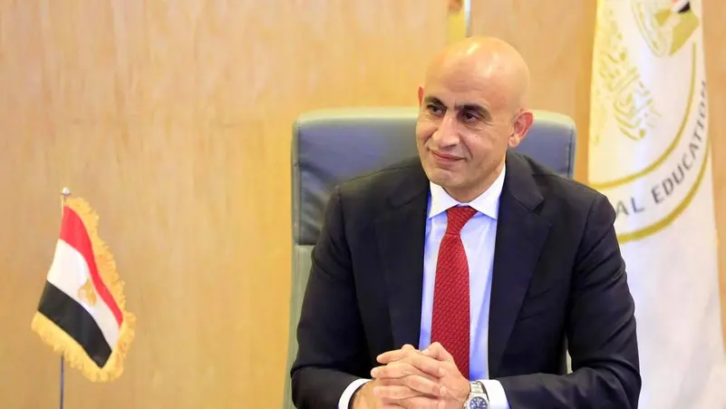 إحالة وزير التعليم للمحاكمة