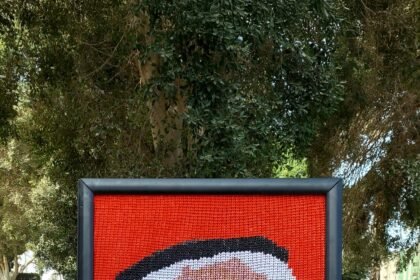 محمد خالد عطية يرسم الشيخ زايد