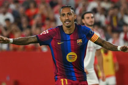 لاعب نادي برشلونة رافينيا