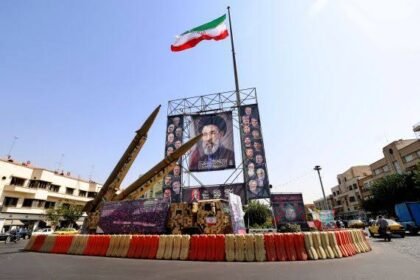إيران