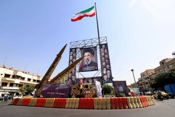 إيران